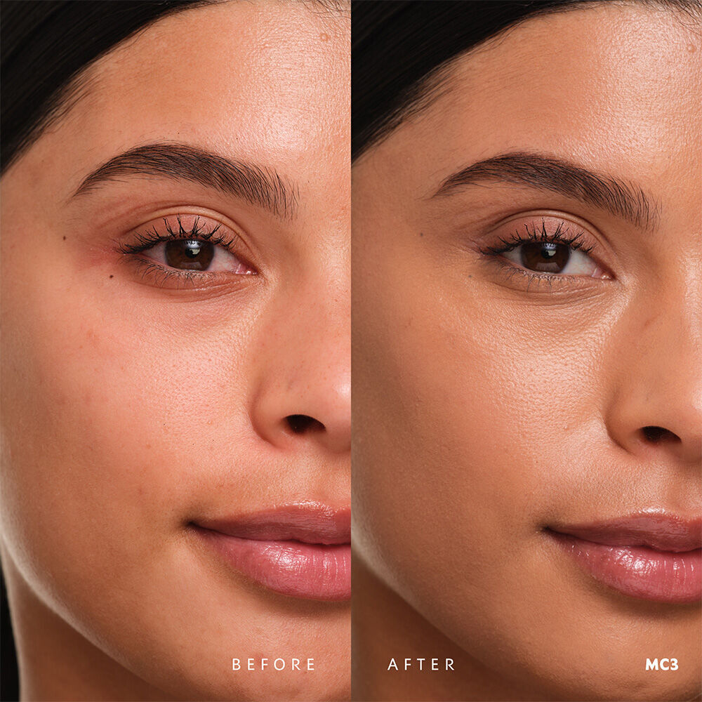 Vorher und nachher YSL SKIN AFFAIR SOFT GLOW CUSHION FOUNDATION MC3. Vereinheitlichter Teint mit nahtlosem, strahlendem Soft-Glow-Finish.